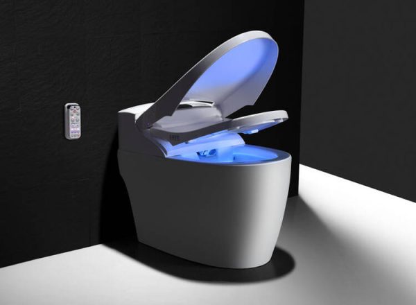 Uniflo Intelligent Electric Bidet Toilet with Remote U200TRBV